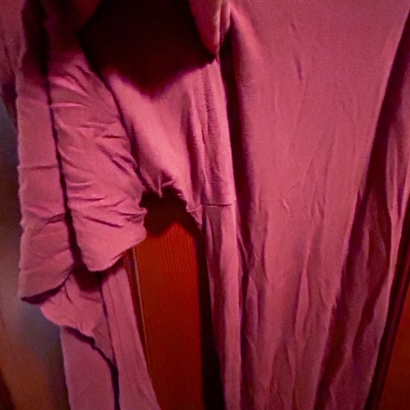 NWOT- Tahari brand Lounge wear/pajama set - Picture 11 of 11